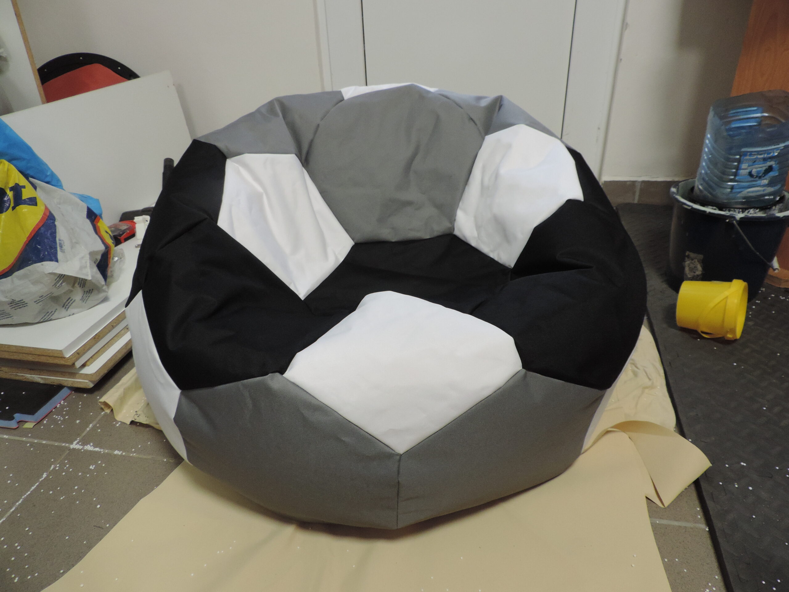 Men’s Jeans Display