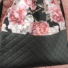 VYVA bags -  pivónie na čiernej prešívanej ekokoži - Image 2