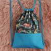 VYVA bags - autá na modrej
