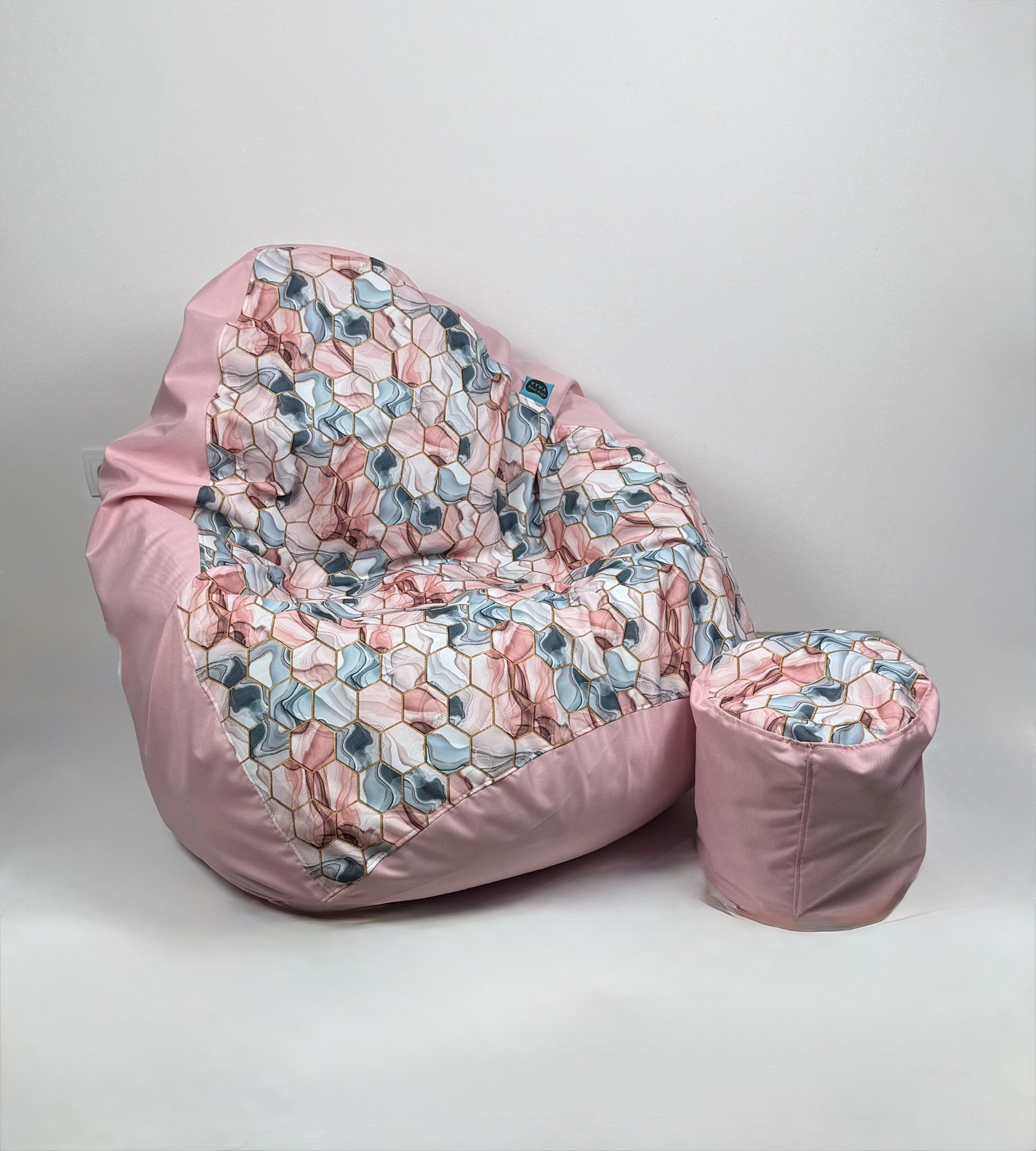 VYVA TRIO šesťuholníky na ružovej + podnožka - snímateľný poťah